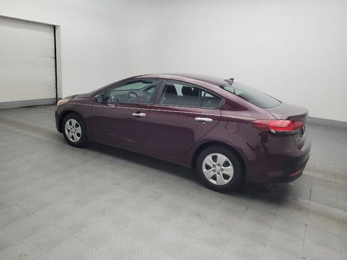 Used 2017 Kia Forte LX image 3