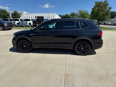 Used 2021 Volkswagen Tiguan SE R-Line AWD/4WD image 8