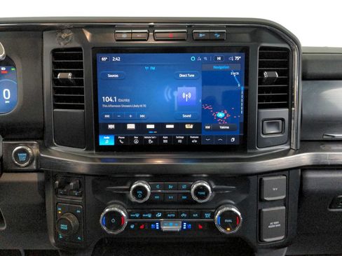 Used 2024 Ford F350 Lariat w/ Sport Appearance Package AWD/4WD image 25