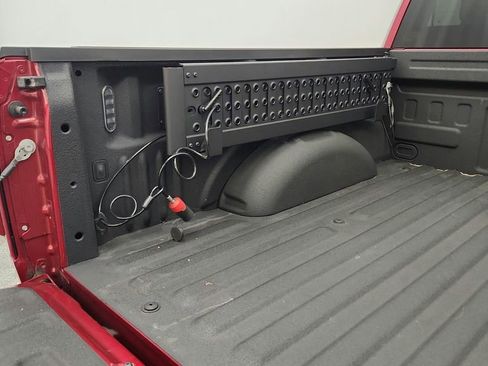 Used 2017 Ford F150 Raptor w/ Equipment Group 802A Luxury AWD/4WD image 19