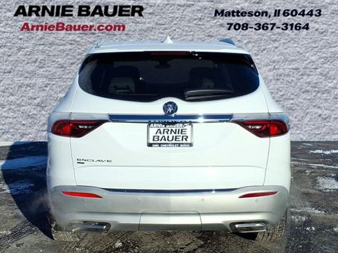 Used 2024 Buick Enclave Essence w/ Technology Package image 8