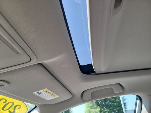 Certified 2024 Honda Accord EX image 22