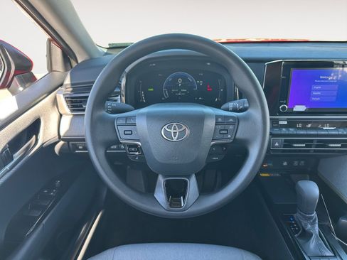 New 2026 Toyota Camry LE image 12