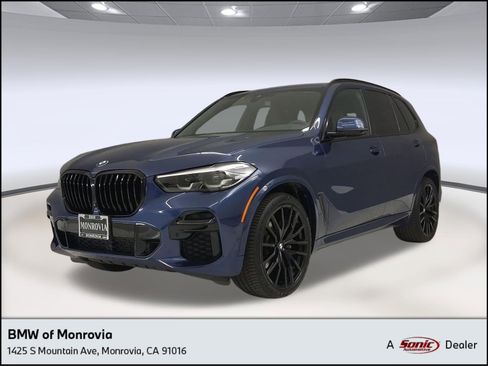 Used 2022 BMW X5 xDrive40i w/ M Sport Package image 1