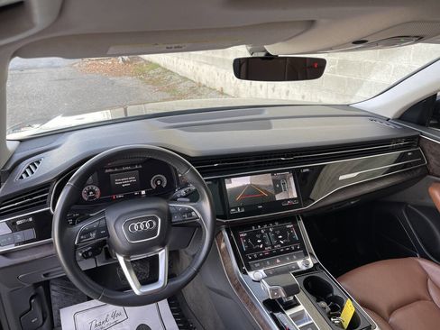 Used 2020 Audi Q8 Premium Plus w/ Premium Plus Package image 10