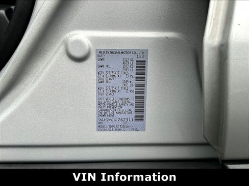 Used 2016 Nissan Rogue S AWD/4WD image 17
