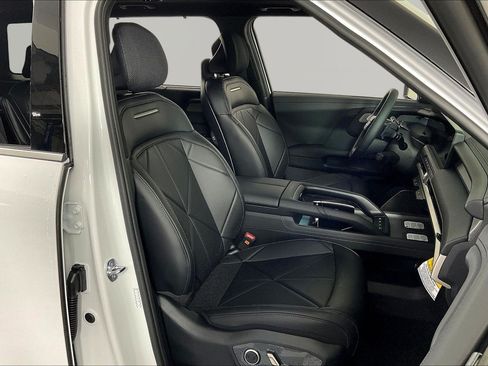 Used 2027 Kia Telluride SX FWD image 18