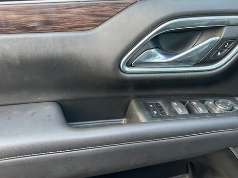 Used 2021 Chevrolet Tahoe Z71 image 11