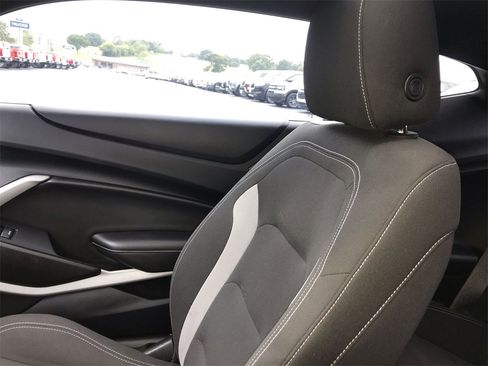 Used 2021 Chevrolet Camaro LT image 23