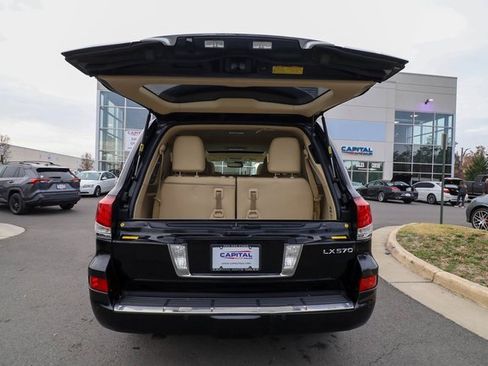 Used 2013 Lexus LX 570 4WD image 43