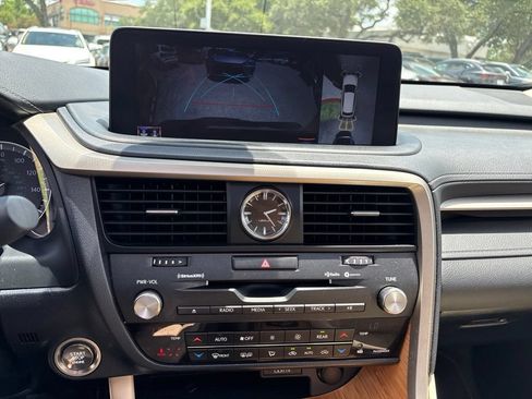 Used 2021 Lexus RX 350L FWD w/ Premium Package image 16