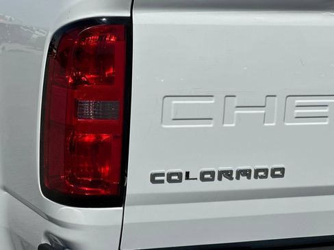 Used 2022 Chevrolet Colorado LT w/ Fleet Safety Package RWD image 20