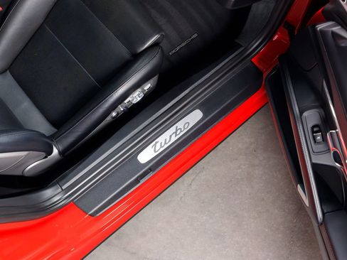 Used 2017 Porsche 911 Turbo AWD/4WD image 80