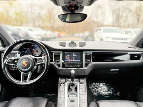 Used 2018 Porsche Macan S AWD/4WD image 27