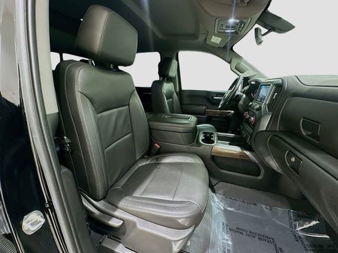 Used 2019 Chevrolet Silverado 1500 LT Trail Boss AWD/4WD image 28