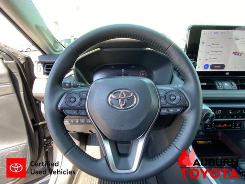 Certified 2025 Toyota RAV4 Limited w/ Advanced Technology Package AWD/4WD image 33
