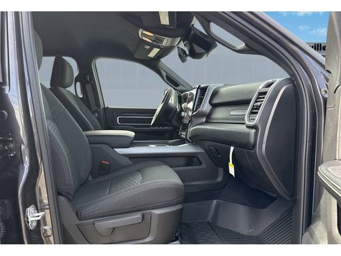 New 2026 RAM 2500 Big Horn AWD/4WD image 26