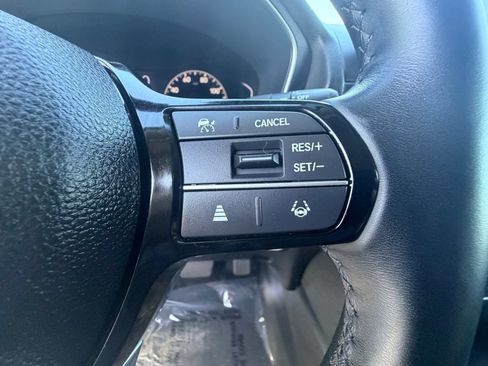 Used 2025 Honda Pilot EX-L image 23