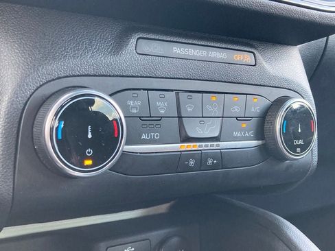 Used 2025 Ford Escape ST-Line image 26