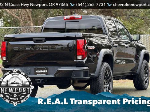 Used 2025 Chevrolet Colorado Trail Boss AWD/4WD image 4