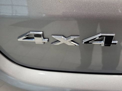 Used 2022 Jeep Compass Latitude image 10