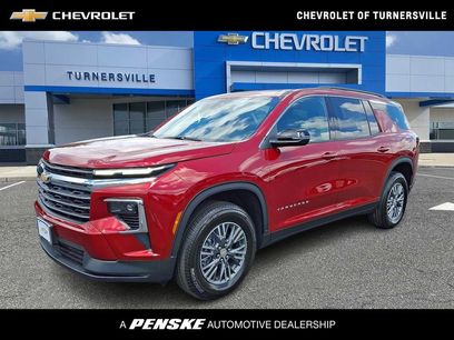 New 2025 Chevrolet Traverse LT