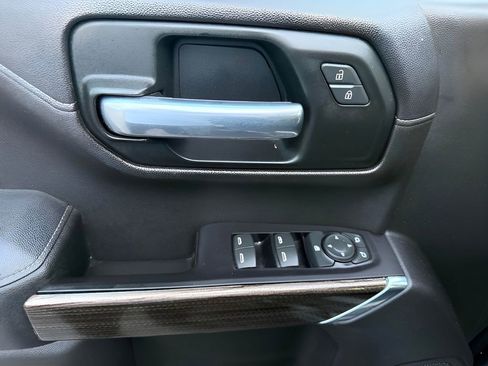 Used 2019 Chevrolet Silverado 1500 RST w/ All-Star Edition image 10