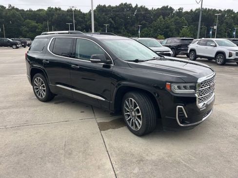 Used 2021 GMC Acadia Denali w/ Denali Ultimate Package AWD/4WD image 11