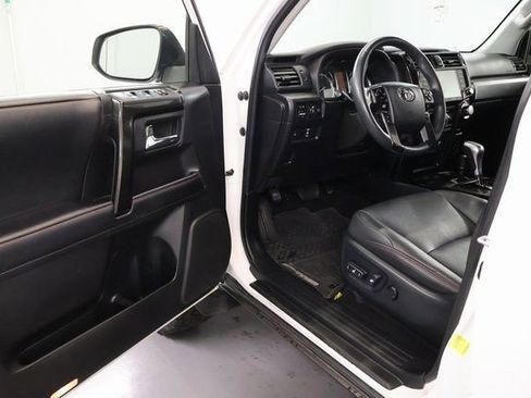 Used 2020 Toyota 4Runner TRD Off-Road Premium w/ Moonroof Package image 8