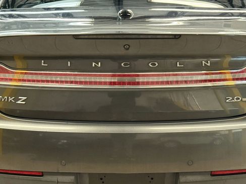 Used 2016 Lincoln MKZ w/ Equipment Group 300A Reserve image 11