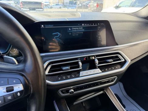 Used 2022 BMW X5 xDrive45e AWD/4WD image 37