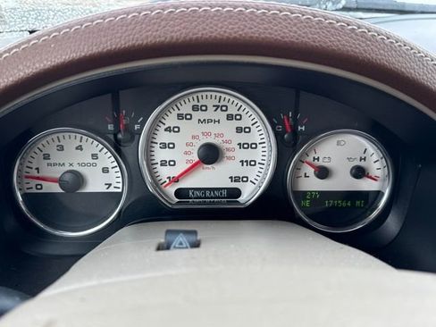 Used 2005 Ford F150 XLT image 22