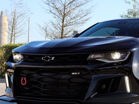 Used 2022 Chevrolet Camaro SS w/ Redline Edition image 5