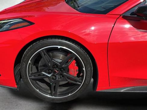 Used 2022 Chevrolet Corvette Stingray Premium Cpe w/ Z51 Performance Package RWD image 36