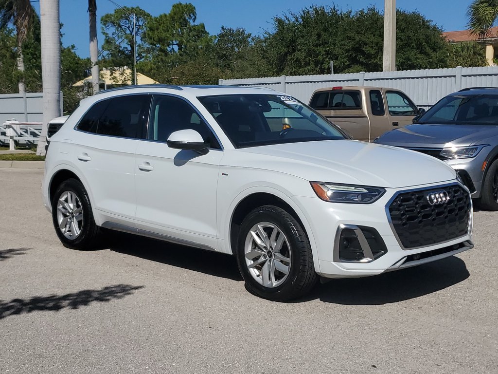 Certified 2023 Audi Q5 2.0T Premium AWD/4WD image 2