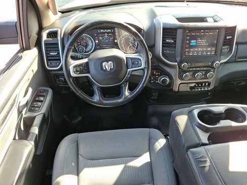 Used 2019 RAM 1500 Big Horn AWD/4WD image 11