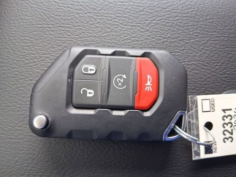 New 2026 Jeep Gladiator Sport image 28