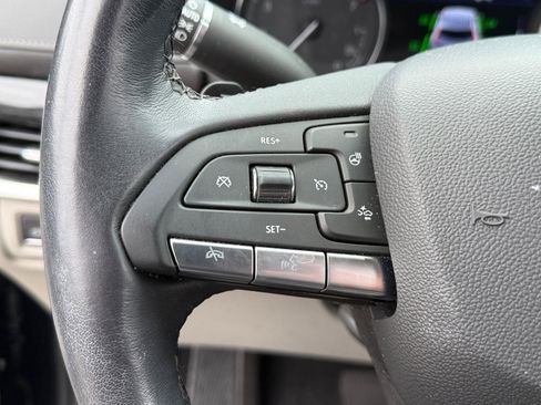 Used 2023 Cadillac XT4 Premium Luxury w/ Technology Package FWD image 26