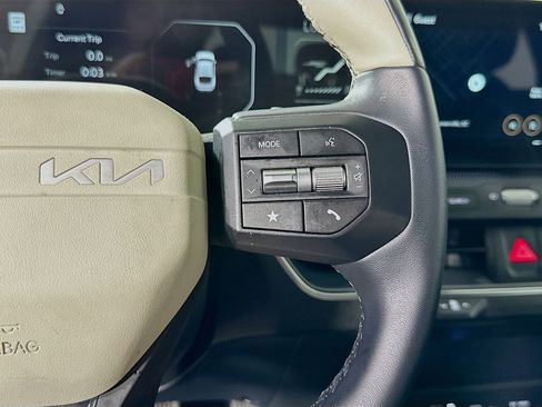 Used 2025 Kia K4 GT-Line w/ GT-Line Sunroof Package image 18