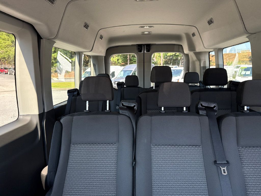 Used 2025 Ford Transit 350 XLT RWD image 28