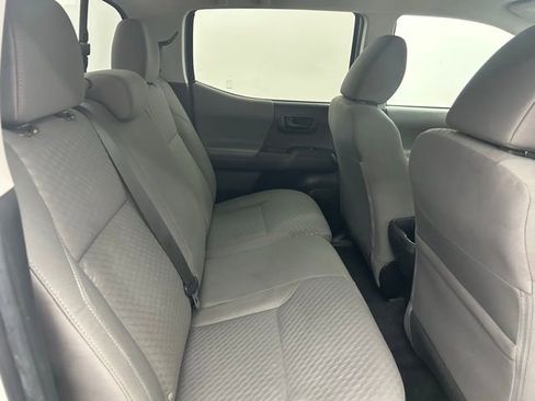 Used 2023 Toyota Tacoma SR image 31