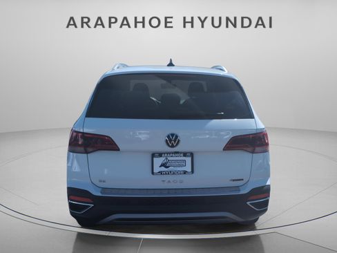 Used 2023 Volkswagen Taos SE w/ Panoramic Sunroof Package AWD/4WD image 4