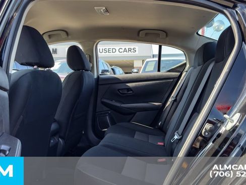 Used 2025 Nissan Versa S FWD image 11