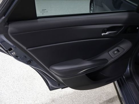 Used 2019 Toyota Avalon XLE w/ Moonroof Package FWD image 20