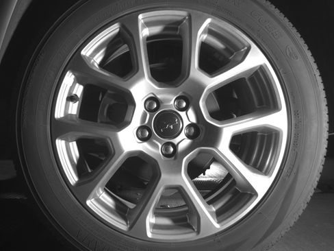 Used 2025 Jeep Compass Limited image 14