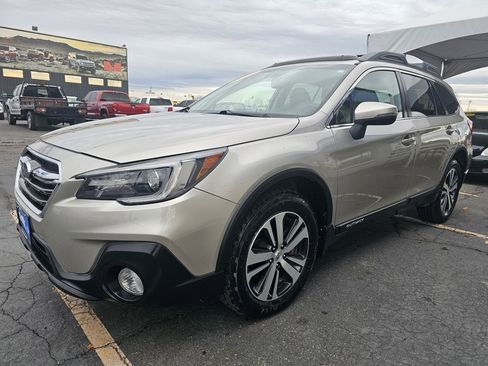 Used 2018 Subaru Outback 3.6R Limited image 7