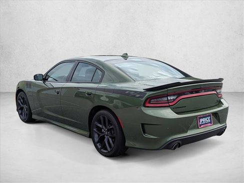 Used 2022 Dodge Charger R/T RWD image 7