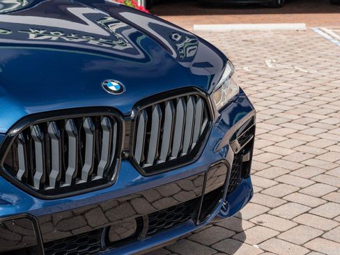 Used 2022 BMW X6 M50i w/ Executive Package AWD/4WD image 12