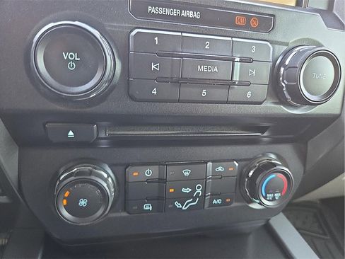 Used 2018 Ford F250 XLT w/ XLT Value Package image 14