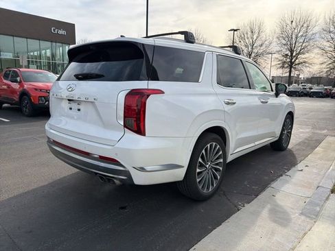 Used 2024 Hyundai Palisade Calligraphy image 8